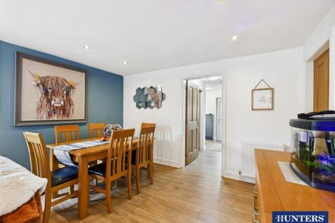 Kitchen, Dining &amp; Family Room