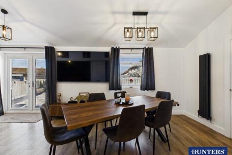 Kitchen, Dining &amp; Family Room