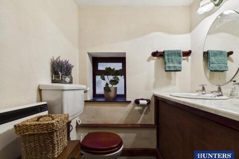 WC/Cloakroom