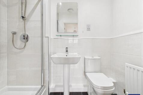 Master En-Suite