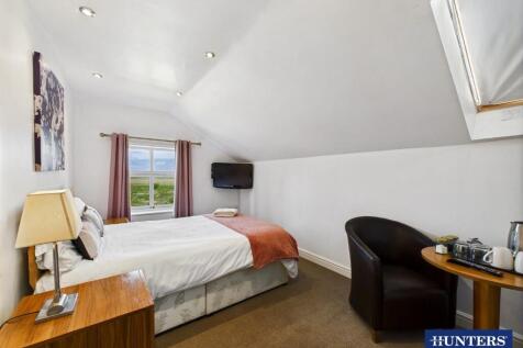 Bedroom Eight