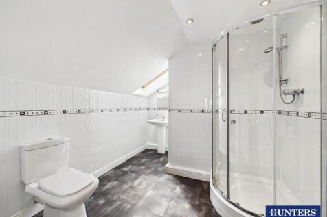 Bedroom Eight - En-Suite