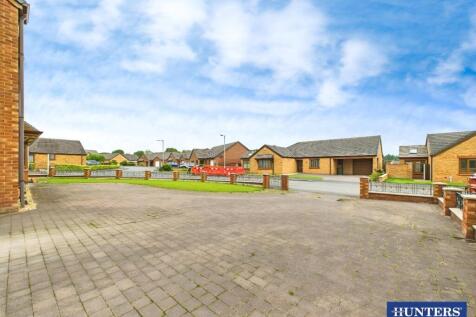 Driveway/Parking