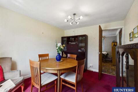 Reception/Bedroom