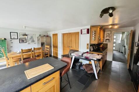 Kitchen / Day Room