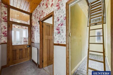 Hallway/Store Room