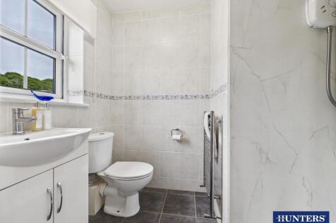 Master En-Suite