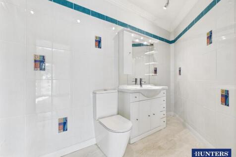 Master En-Suite