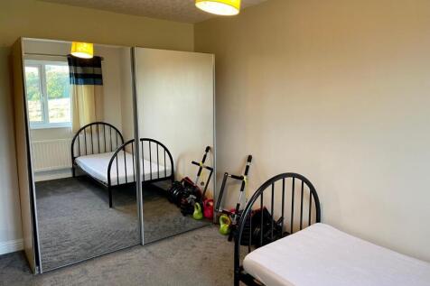 bed 4.jpg