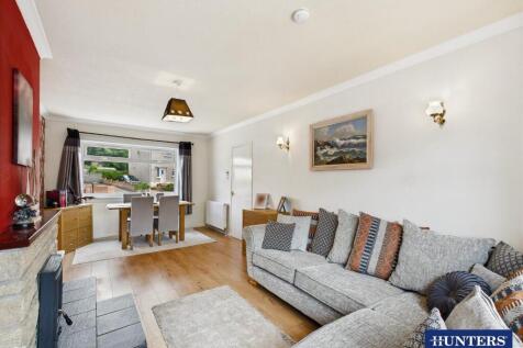 Living &amp; Dining Room