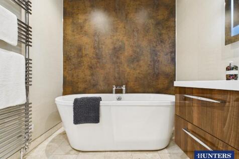 Master En-Suite