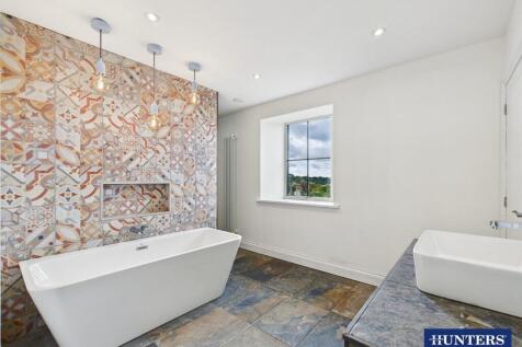 Master En-Suite