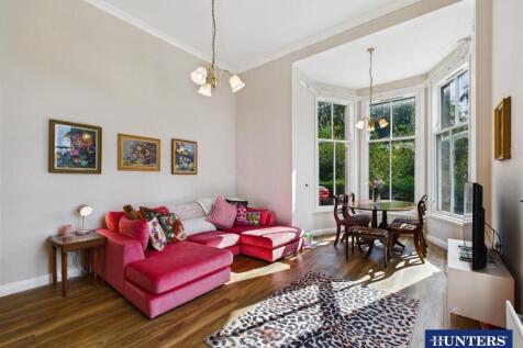 Living &amp; Dining Room