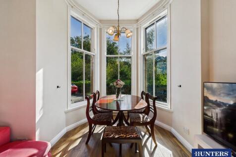 Living &amp; Dining Room