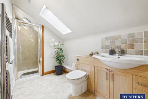 Master En-Suite