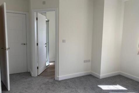 Bedroom One.jpg