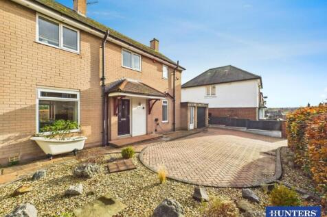 Front Garden/Driveway