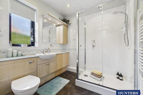 Master En-Suite