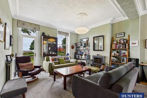 Living &amp; Dining Room
