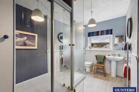 Master En-Suite