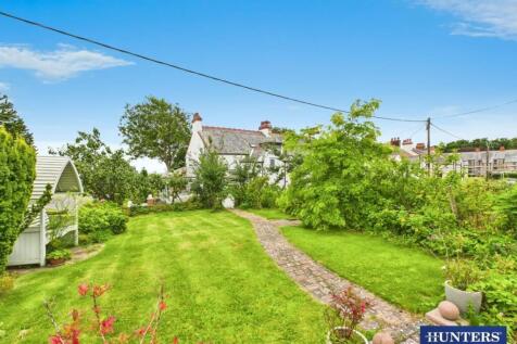 Divorced Rear Garden