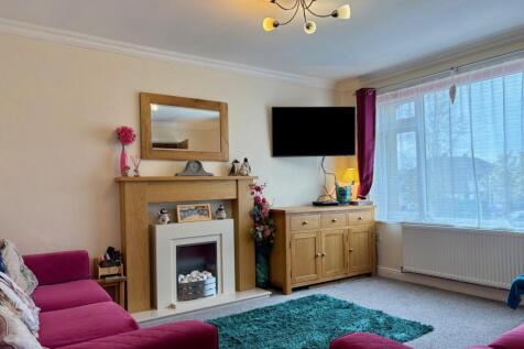 living room 2.jpg