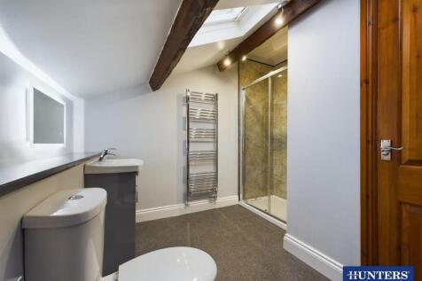 Shower room / Utility room 1a
