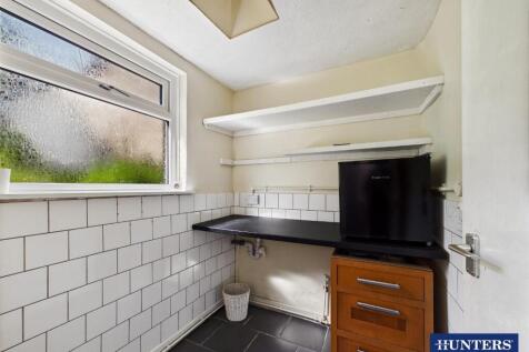 Cloakroom/Utility