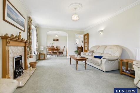 Lounge/Dinning Room