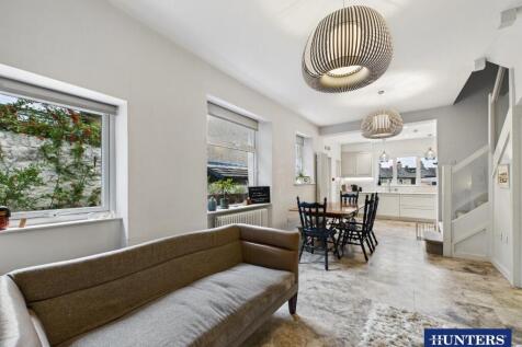 Kitchen/Diner &amp; Family Room