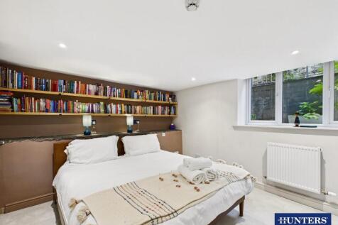 Master Bedroom &amp; Ensuite