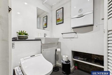 Master Bedroom &amp; Ensuite