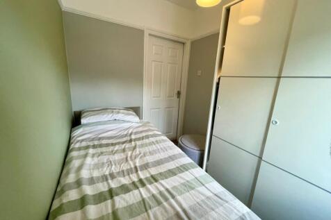 Bedroom.6