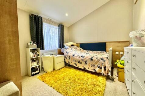 Bedroom2.jpg