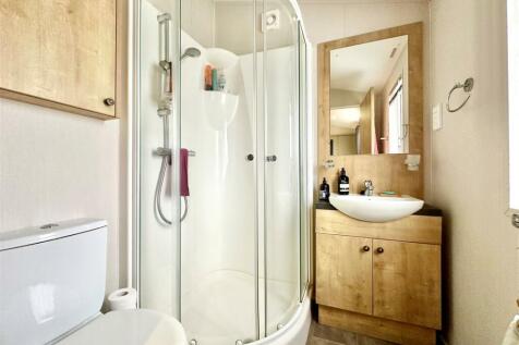 Ensuite.jpg