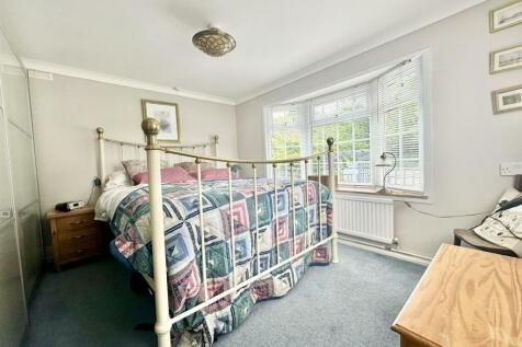 Bedroom1.jpg