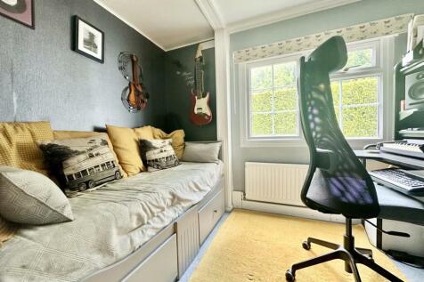 Bedroom2.jpg