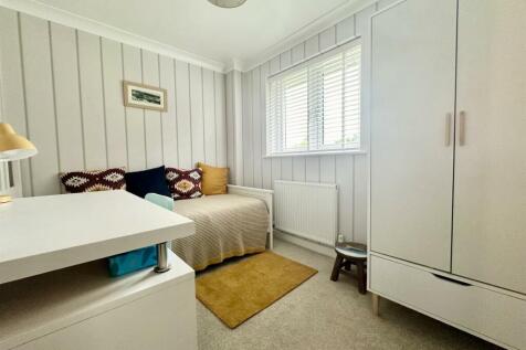 Bedroom3.jpg