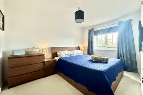 Bedroom1.jpg
