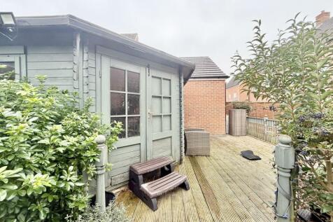SummerHouse.jpg