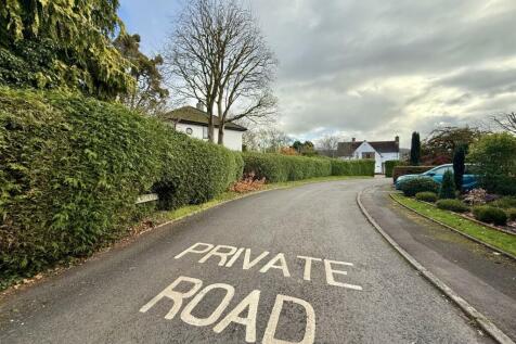 PrivateRoad.jpg