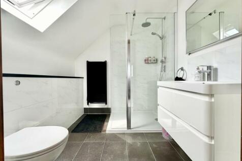 Ensuite2.jpg