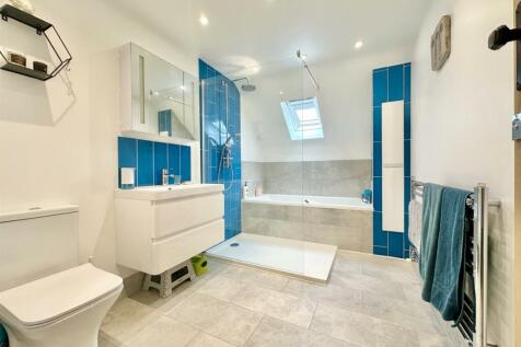 Ensuite.jpg
