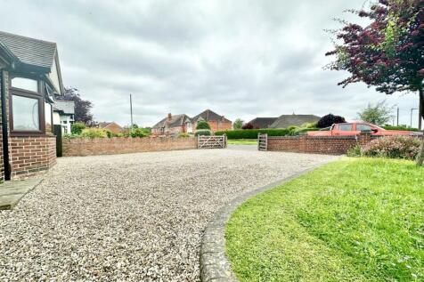 Driveway.jpg