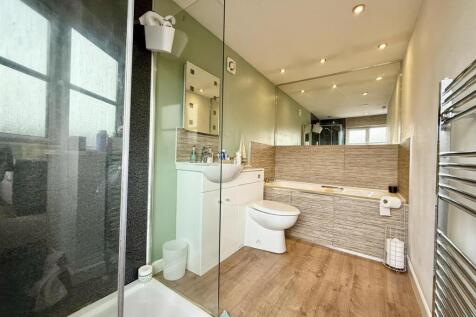 Ensuite.jpg