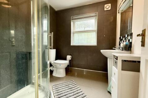 ShowerRoom.jpg