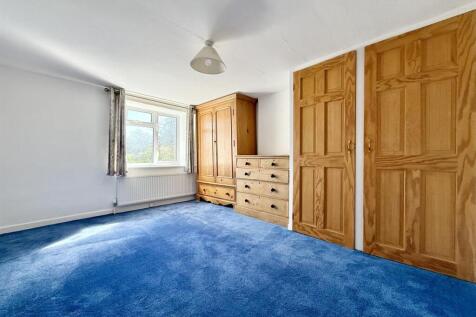 Bedroom2.jpg