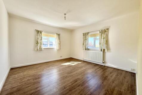 Bedroom3.jpg
