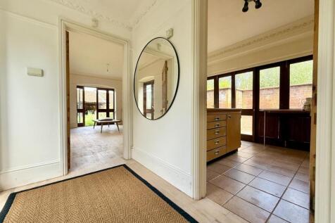 Hall.jpg