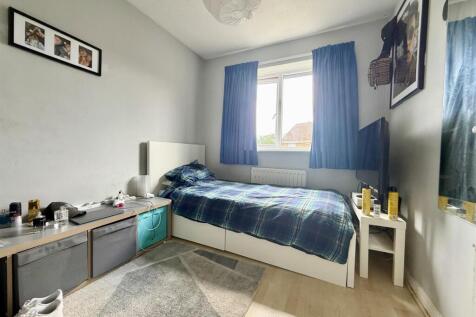 Bedroom3.jpg